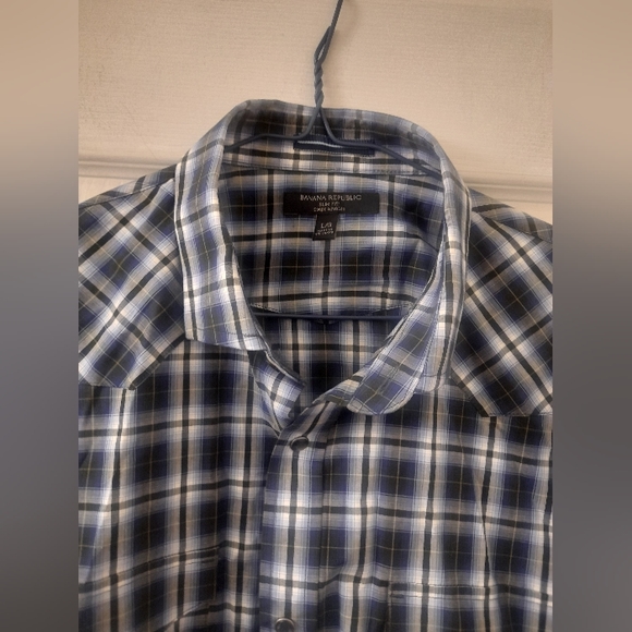 Banana Republic - Mens Casual Button Down Shirt - Large - Blue/Black Plaid - Picture 4 of 9
